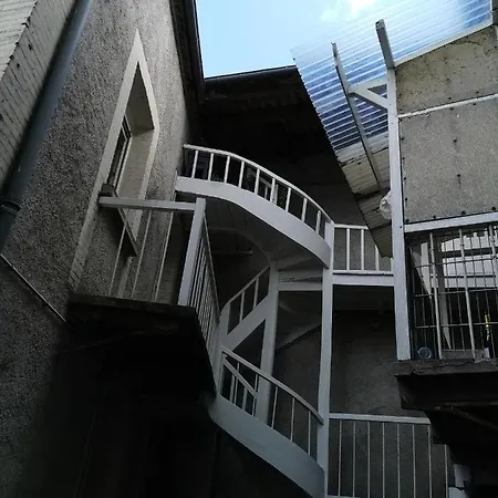Un Qui A Du Chien Apartment Epernay