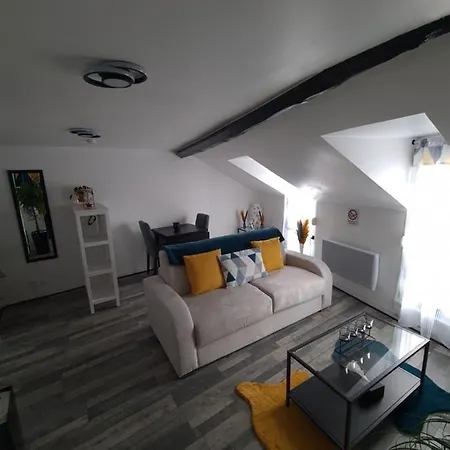 Un Qui A Du Chien Apartment *